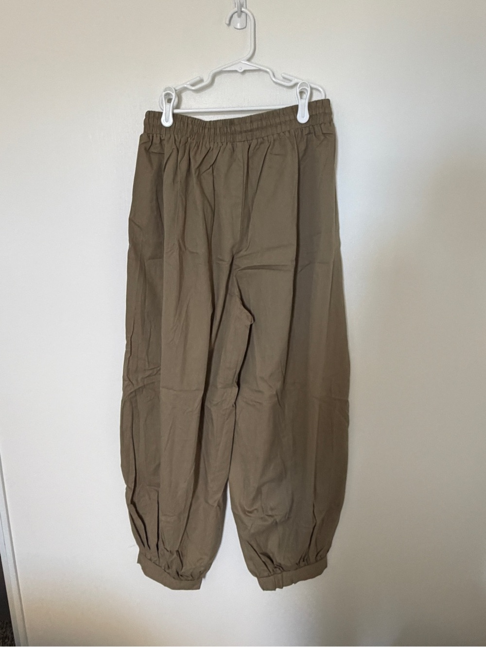 Brand New Cicy Bell Women’s Army Green Parachute Pants - Picture 2 of 7
